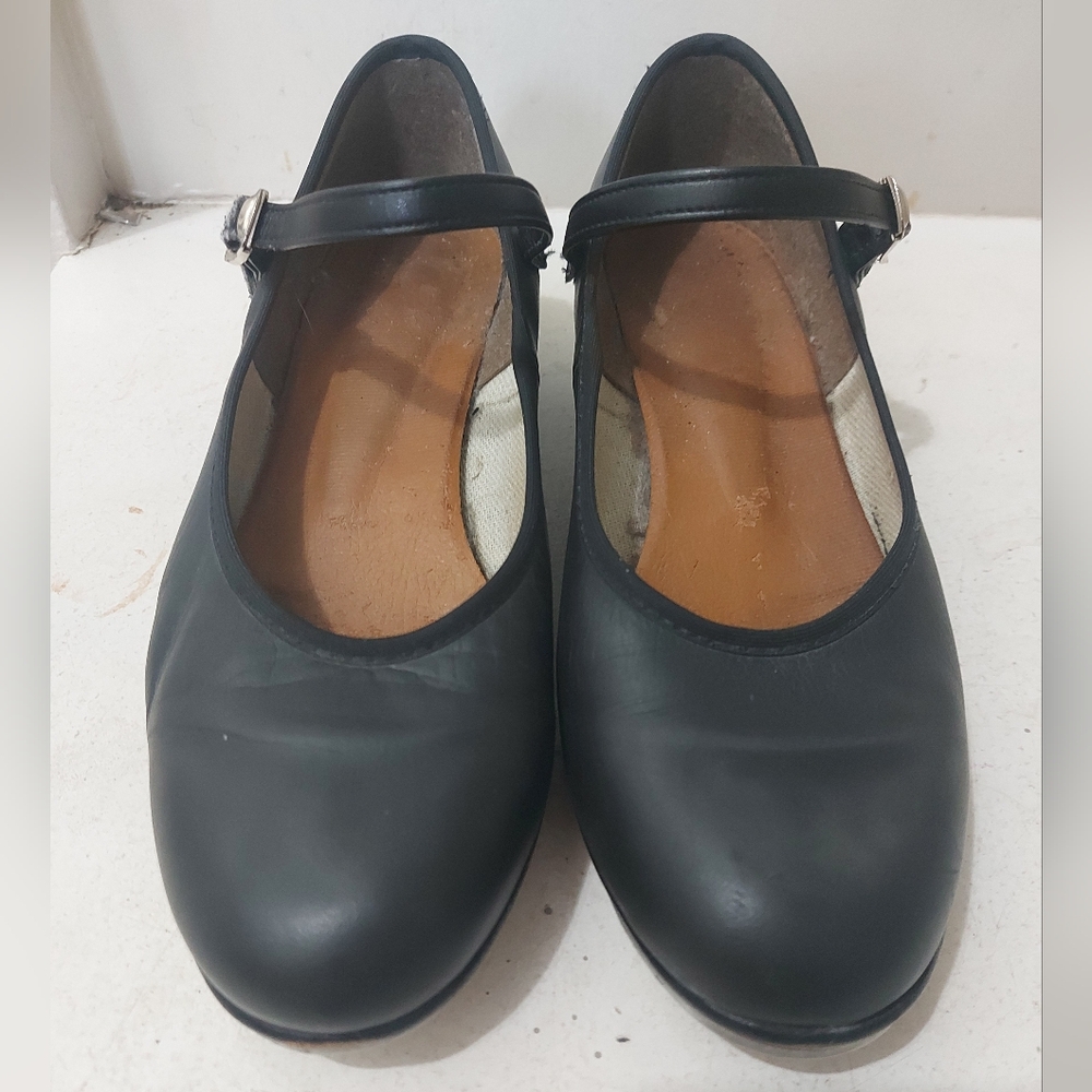 Tap shoes